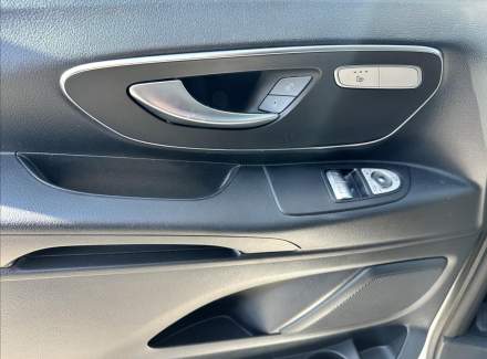 Mercedes-Benz - Vito