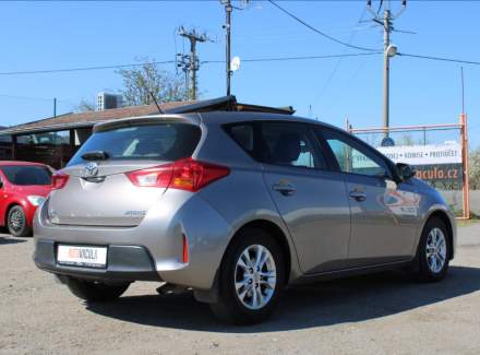 Toyota - Auris