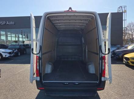 Mercedes-Benz - Sprinter