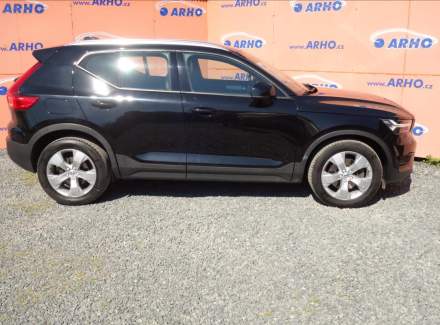 Volvo - XC40