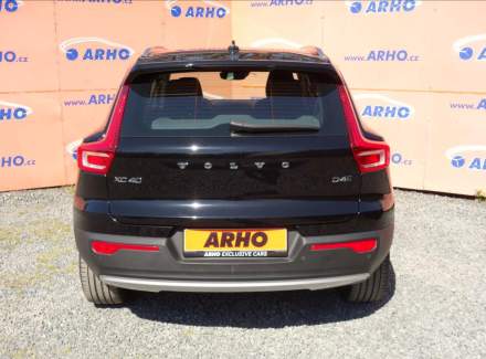 Volvo - XC40