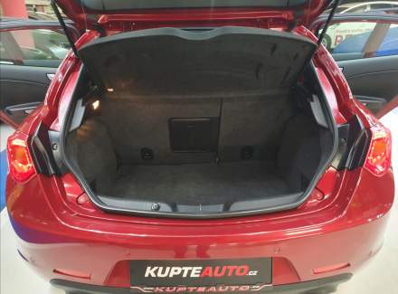 Alfa Romeo - Giulietta