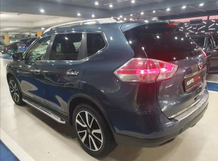 Nissan - X-Trail
