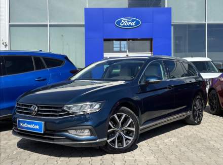 Volkswagen - Passat