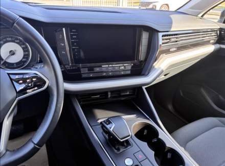 Volkswagen - Touareg
