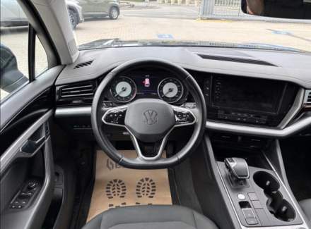 Volkswagen - Touareg
