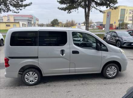Nissan - NV200
