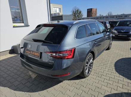 Škoda - Superb