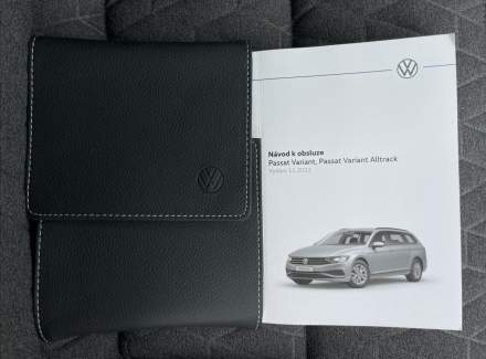 Volkswagen - Passat