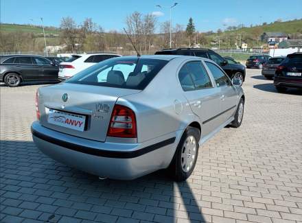 Škoda - Octavia