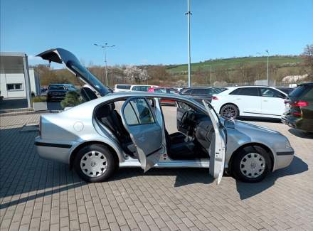 Škoda - Octavia