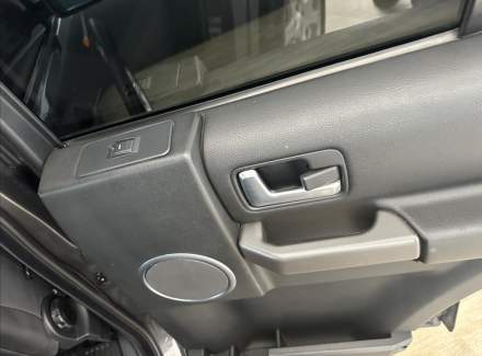 Land Rover - Discovery