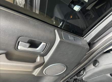 Land Rover - Discovery