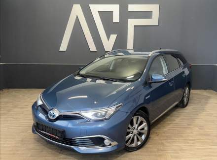 Toyota - Auris