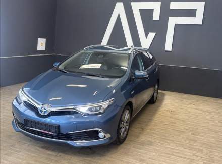 Toyota - Auris