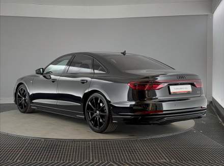 Audi - A8