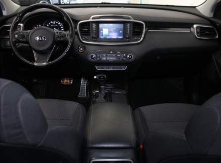 Kia - Sorento