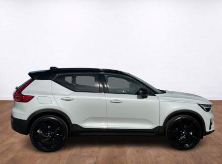 Volvo - XC40
