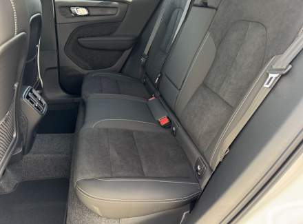 Volvo - XC40