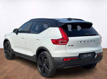 Volvo - XC40