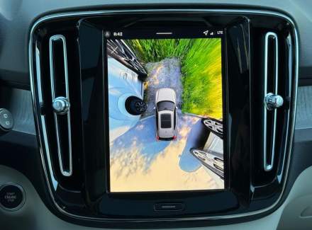 Volvo - XC40