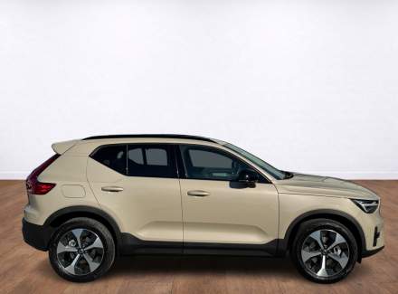 Volvo - XC40
