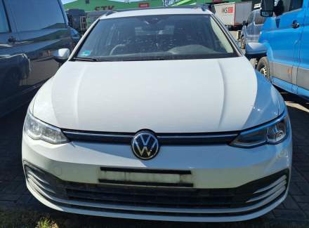 Volkswagen - Golf