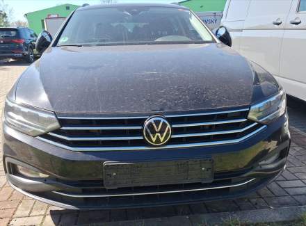 Volkswagen - Passat