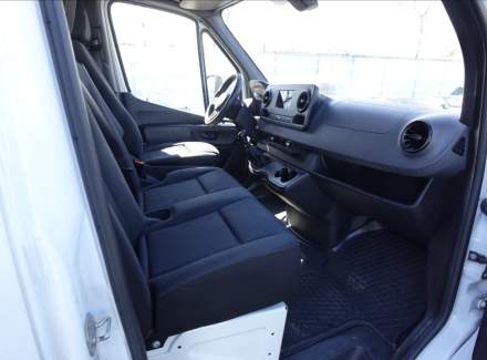 Mercedes-Benz - Sprinter