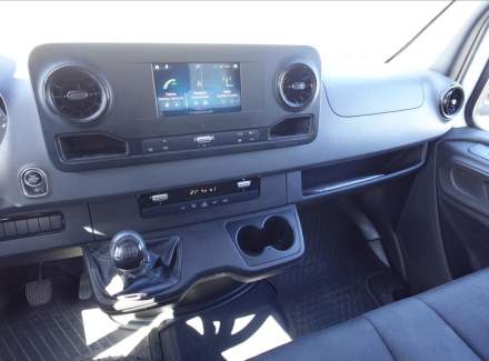 Mercedes-Benz - Sprinter