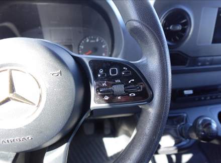 Mercedes-Benz - Sprinter