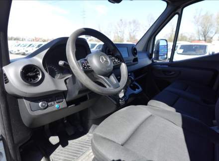 Mercedes-Benz - Sprinter