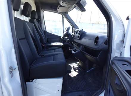 Mercedes-Benz - Sprinter