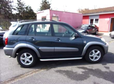Toyota - RAV 4
