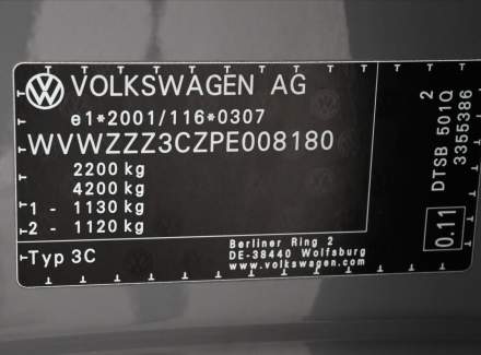 Volkswagen - Passat