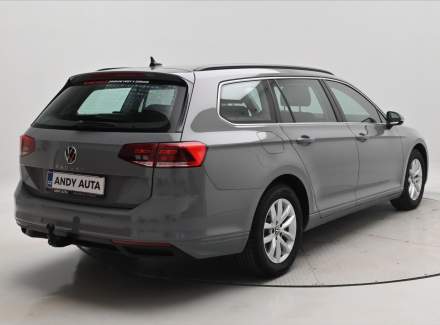 Volkswagen - Passat