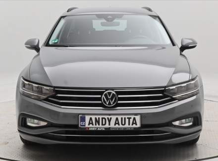 Volkswagen - Passat