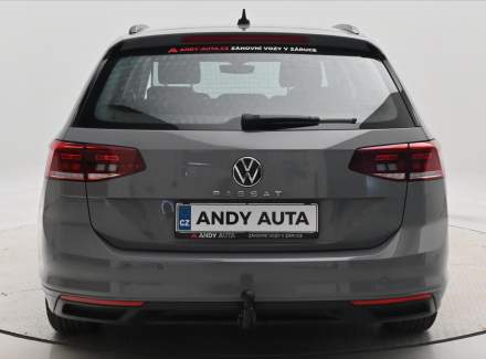 Volkswagen - Passat