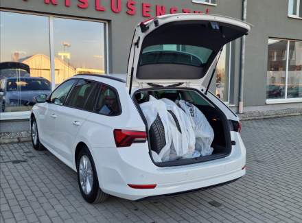 Škoda - Octavia