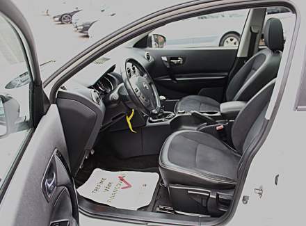 Nissan - Qashqai
