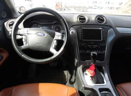 Ford - Mondeo