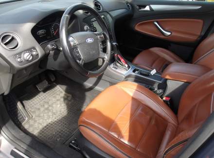 Ford - Mondeo