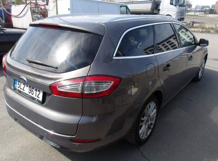Ford - Mondeo
