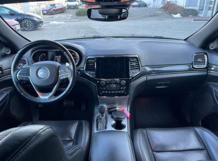 Jeep - Grand Cherokee