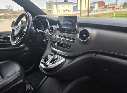 Mercedes-Benz - V-class