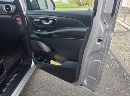 Mercedes-Benz - V-class