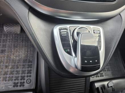 Mercedes-Benz - V-class