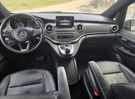 Mercedes-Benz - V-class