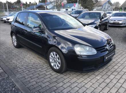 Volkswagen - Golf
