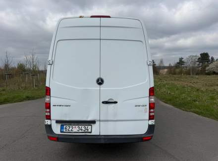 Mercedes-Benz - Sprinter